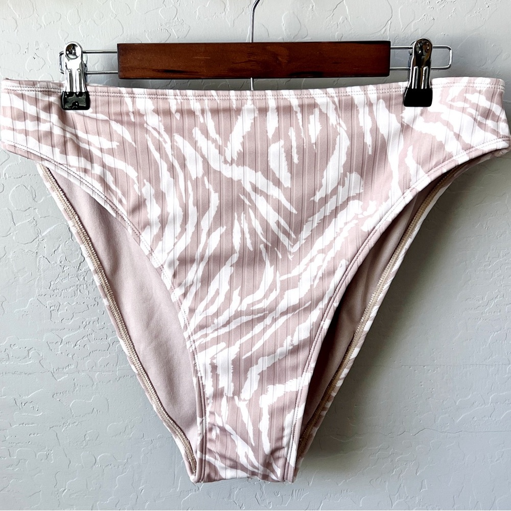 NWT Wild Fable High Waist Cheeky Animal Print Bikini Bottoms